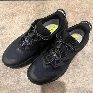 HOKA TRANSPORT 블랙 트레일 러닝화 23.5