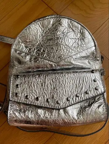 지미추 실버 백팩