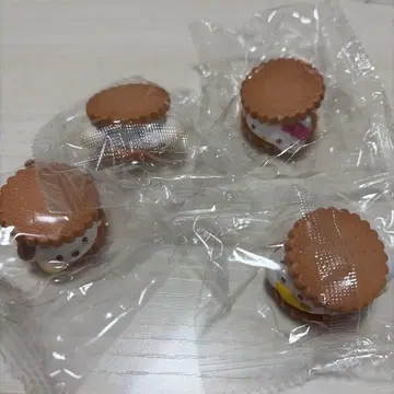 산리오 캐릭터즈 후뉴토 스모어 샌드