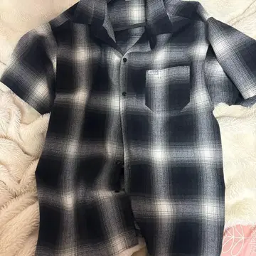 Calitop 반팔 셔츠 블랙/화이트 체크