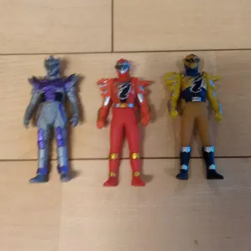 [소프트 비닐 히어로 류소우저] 3체 세트