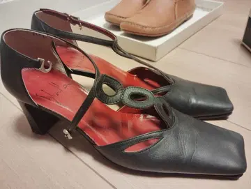 sybilla 블랙 오픈토 하이힐