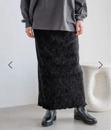 로리즈팜 샤이니 벨로아 타이트 스커트