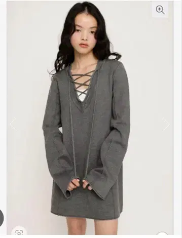 SLY 그레이 V넥 레이스업 니트 원피스