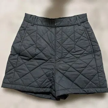 러그아젬 숏팬츠