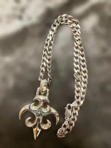 야미킨 우시지마군 PIEROHOUSE