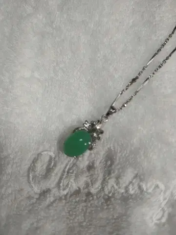 그린 펜던트 목걸이