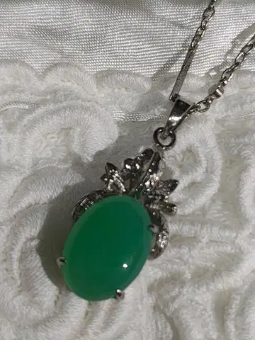 그린 펜던트 목걸이