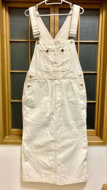 유니버셜 오버롤 UNIVERSAL OVERALL 스커트