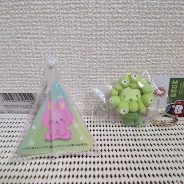 간사이 만박 미야쿠미야쿠 변신 입체 키링 포차코 최애 컬러