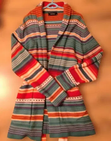 DOWBL 멀티 컬러 가디건 사이즈 46