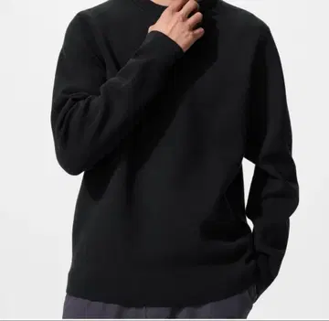 유니클로 워셔블 밀라노 리브 크루넥 스웨터