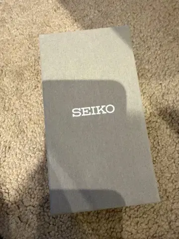 SEIKO 메트로놈 워치 화이트