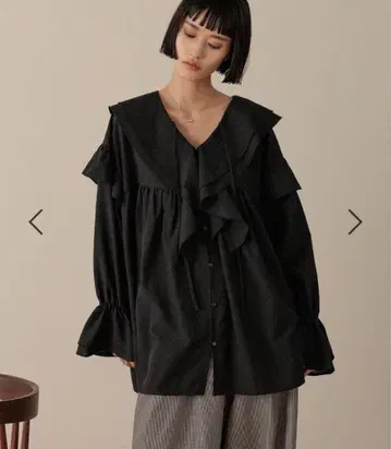 로리즈팜 프릴 튜닉 블라우스