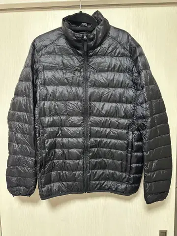 UNIQLO 사이즈 M 울트라 라이트 다운 자켓 블랙