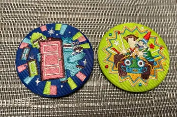 [ 새상품 미사용 ] 디즈니 자수 캔배치 2 토이스토리 몬스터 주식회사