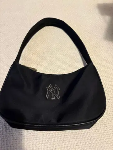 [ MLB HOBO BAG ] 뉴욕 양키스 백