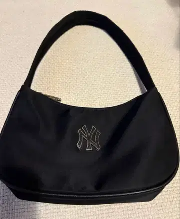 [ MLB HOBO BAG ] 뉴욕 양키스 백