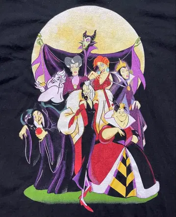 Disney BAD GIRLS 90s 티셔츠
