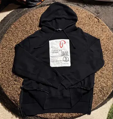 coconejo 블랙 후드티 프론트 라벨 디자인