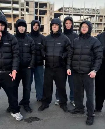 블랙 L 사이즈 mont-bell 블랙 라이트 알파인 다운 후드티