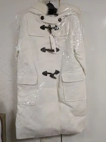 헤더 화이트 더플 코트 퍼 포함