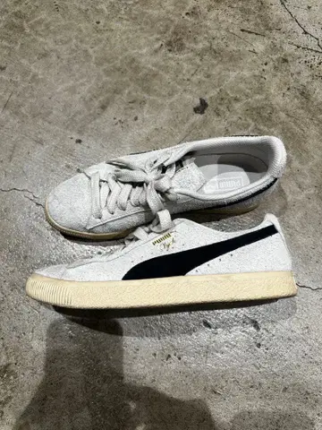 PUMA CLYDE HAIRY SUEDE 푸마 클라이드 네버 원 26.5