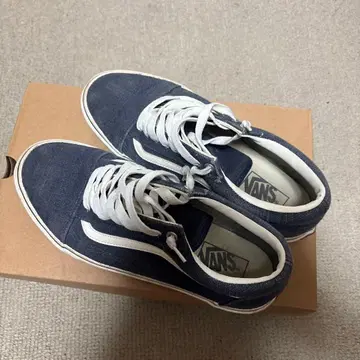 VANS 네이비 스니커즈