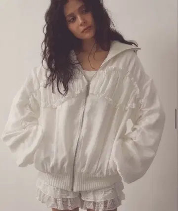 PELLICULE 리본 개더 lib 블라존 화이트