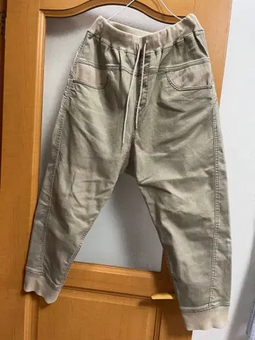 큐브 슈가 베이지 사루엘 팬츠