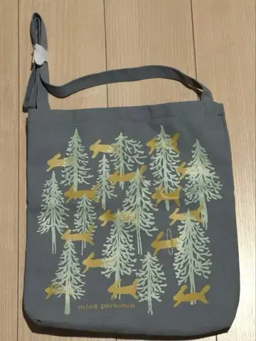 미나 페르호넨 토트백