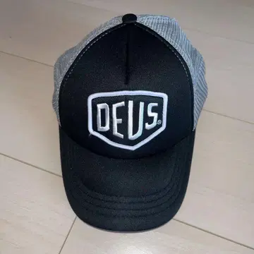 DEUS EX MACHINA 데우스 엑스 마키나 캡 블랙