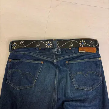 *연말연시 가격 인하* 스터드 벨트 가죽 웨스턴 벨트 HTC 유사