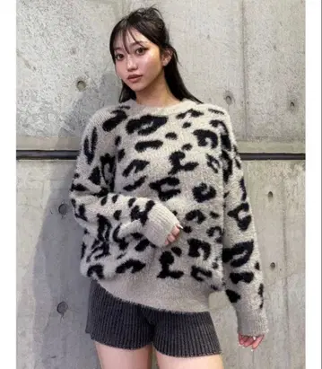 Murua 레오파드 니트 루즈핏 스웨터 오버 사이즈