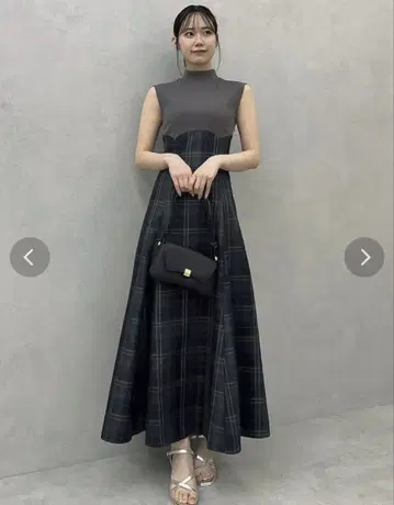 dazzlin 코르셋 원피스 M 사이즈