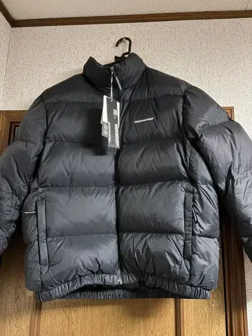 블랙 다운 재킷