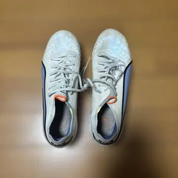 Puma Future 축구 스파이크