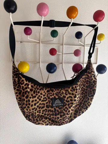 그레고리 프릭스스토어