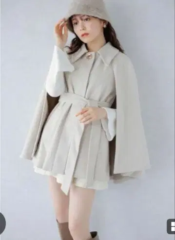 다즐린 케이프 코트