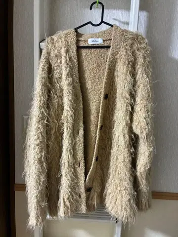 Mila Owen 베이지 가디건