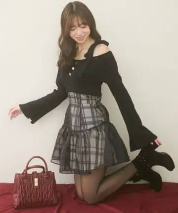 숄더 리본 코르셋 미니 원피스