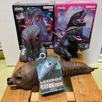 고질라 피규어 3개 묶음 판매