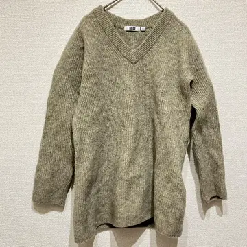 M317 [유니클로] 울 100% 니트 스웨터 V넥 리브 신축성