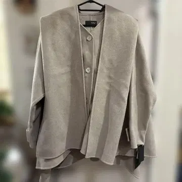 미사용 새상품 styling/ 스타일링 리버 푸드코트 베이지