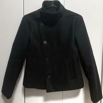 스탠드 카라 숏 기장 피 코트