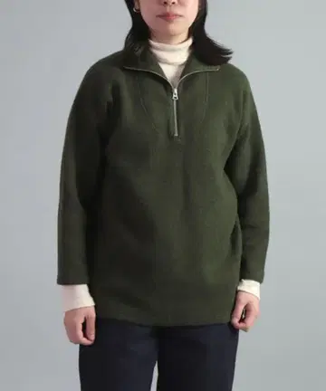 OMNIGOD 옴니갓 접결 울 하프 지퍼 트레이닝복