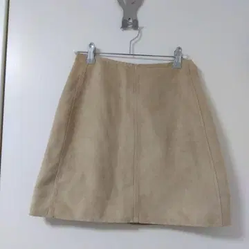 바나나 리퍼블릭 스웨이드풍 타이트 스커트 베이지 사이즈 0