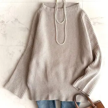 새상품급 두지엠 클라세 정가 3.5만 캐시미어 울 아제 풀오버