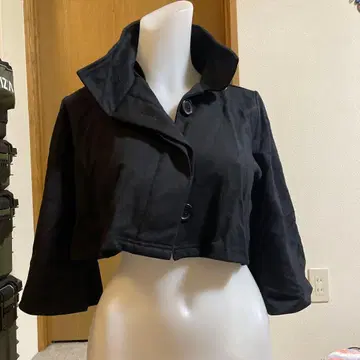 크롭 블랙 자켓