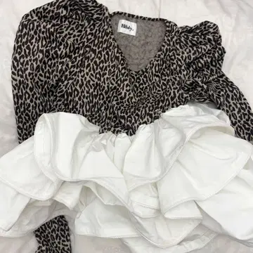 bibiy EFFIE PEPURAMU LEOPARD TOP